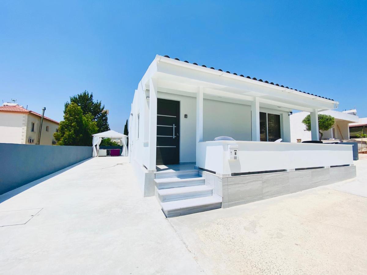 Sandy Bay Villa Aya Napa Dış mekan fotoğraf